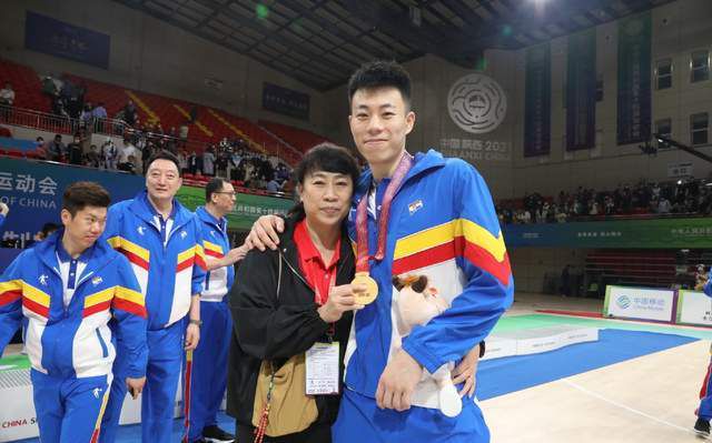 国产精品久久久久…