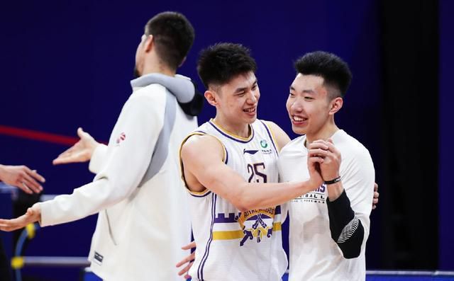 禁久久精品乱码