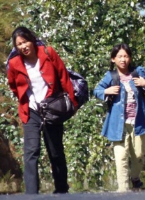 国产美女初次肝交在线播放
